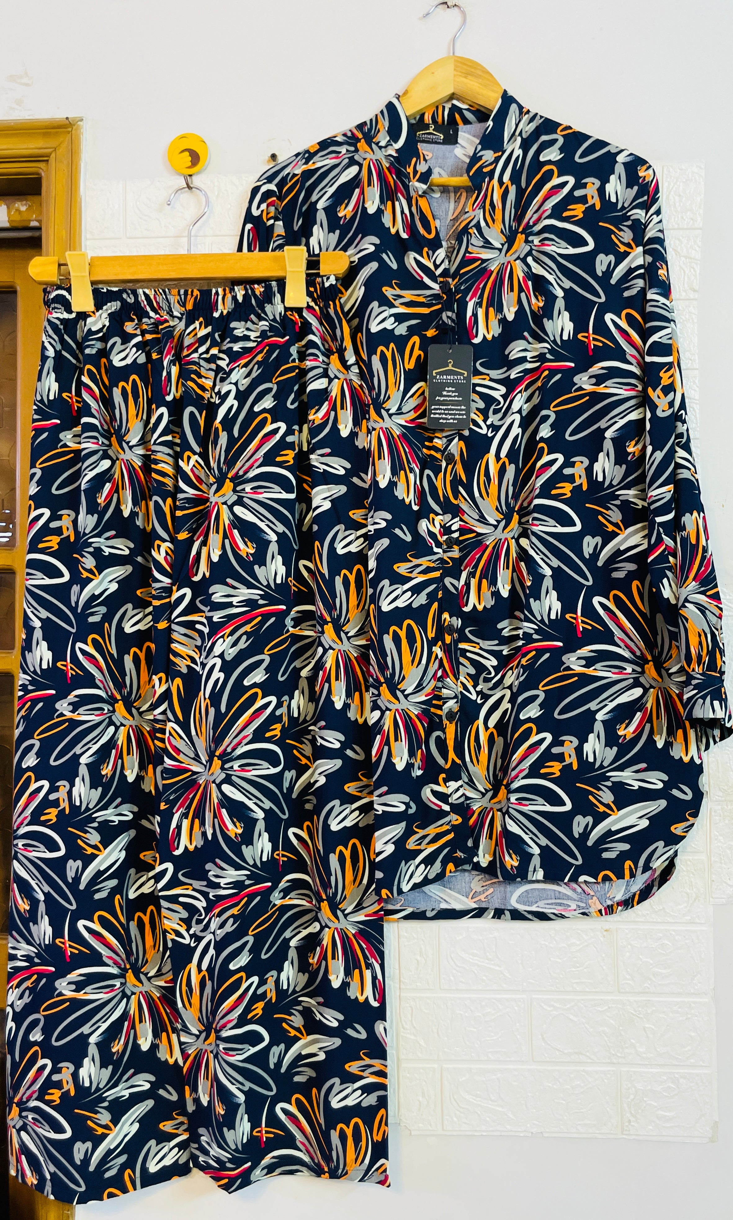Blue flowery theme