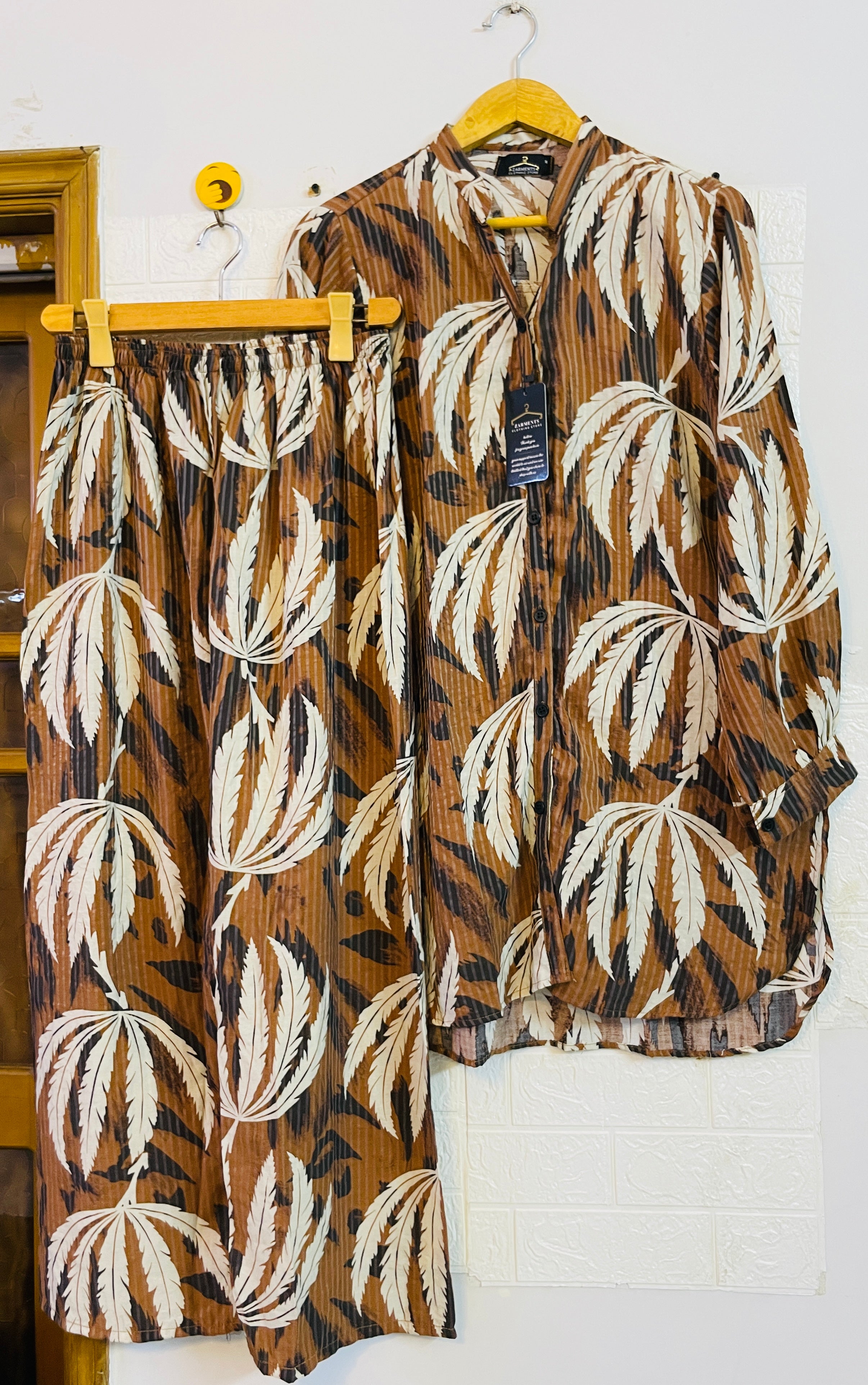 Brown breeze