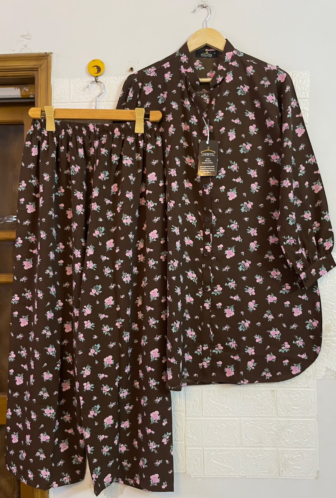 Pink chocolate western