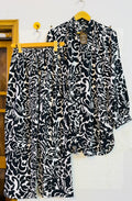 Monochrome black