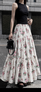 Pink roses skirt