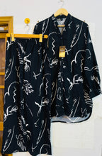 Zigzag black