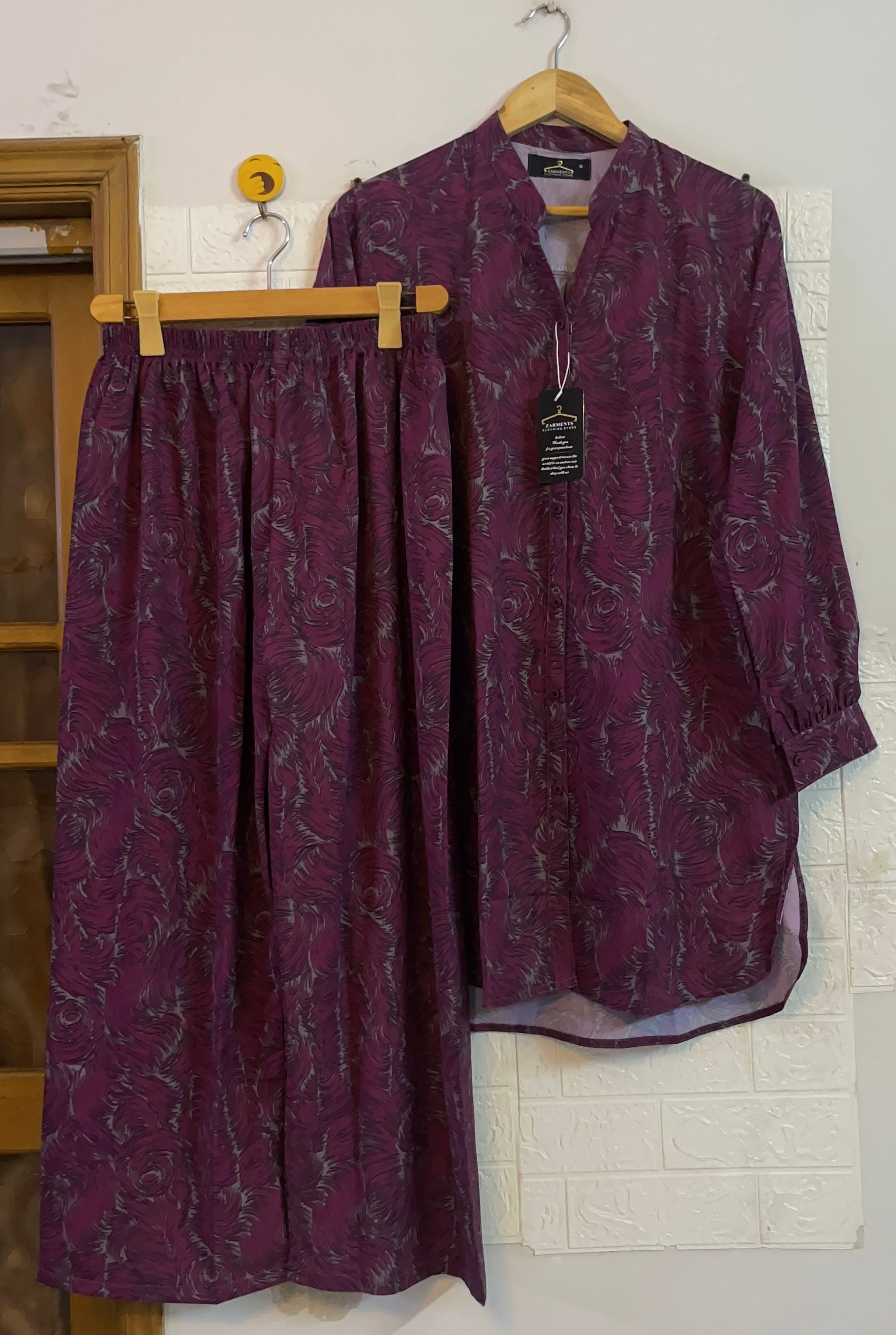 Plum aura set