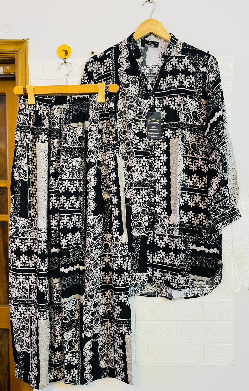 Black ajrak set