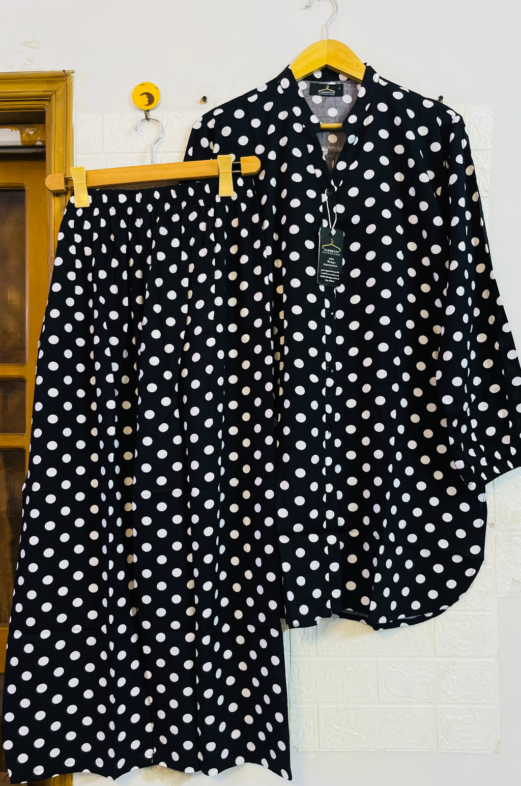 Black polka dots