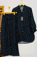 Black mini flowers