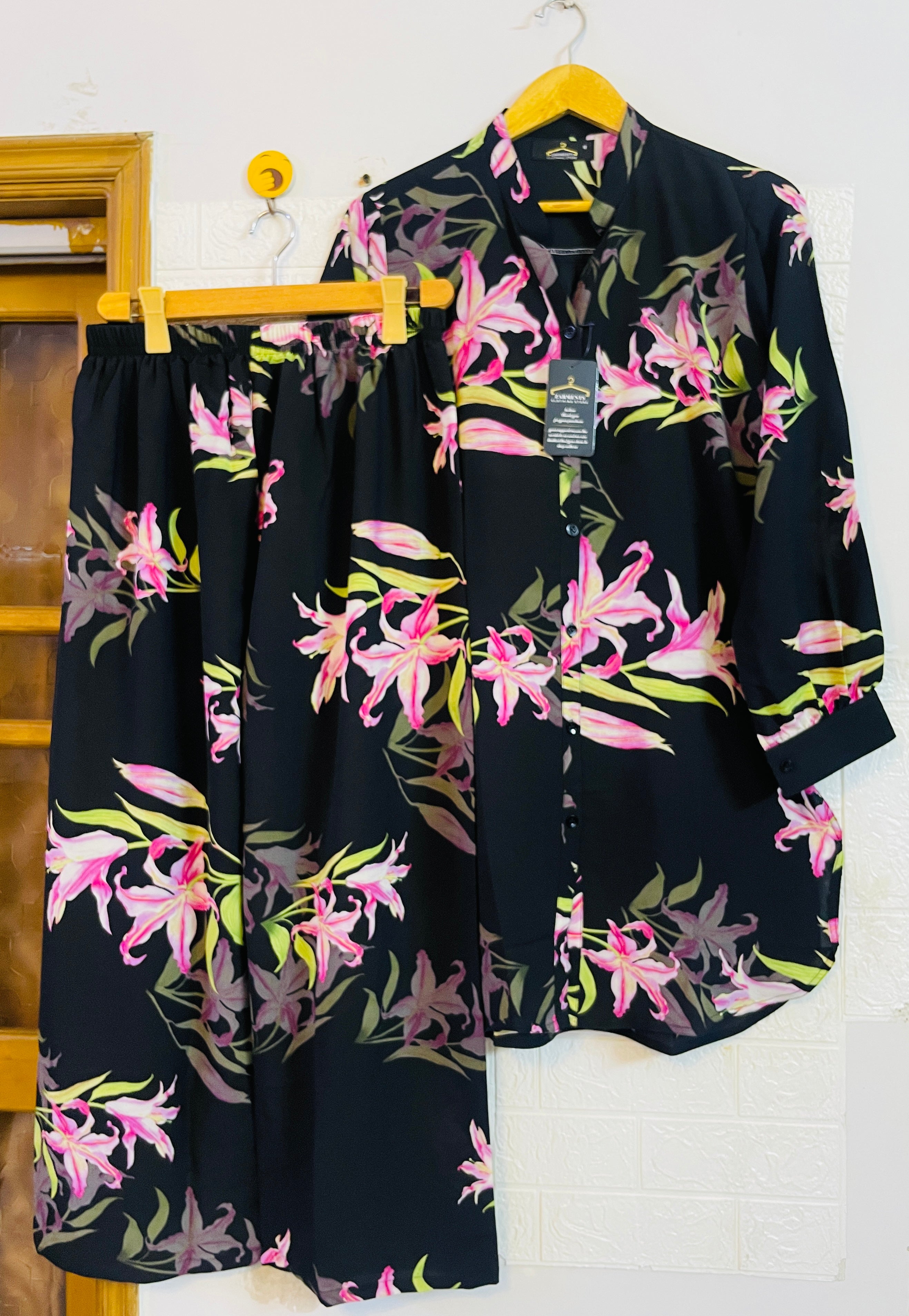 Black lily coord