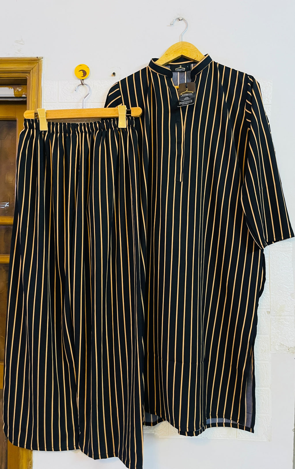 Black coffee stripes