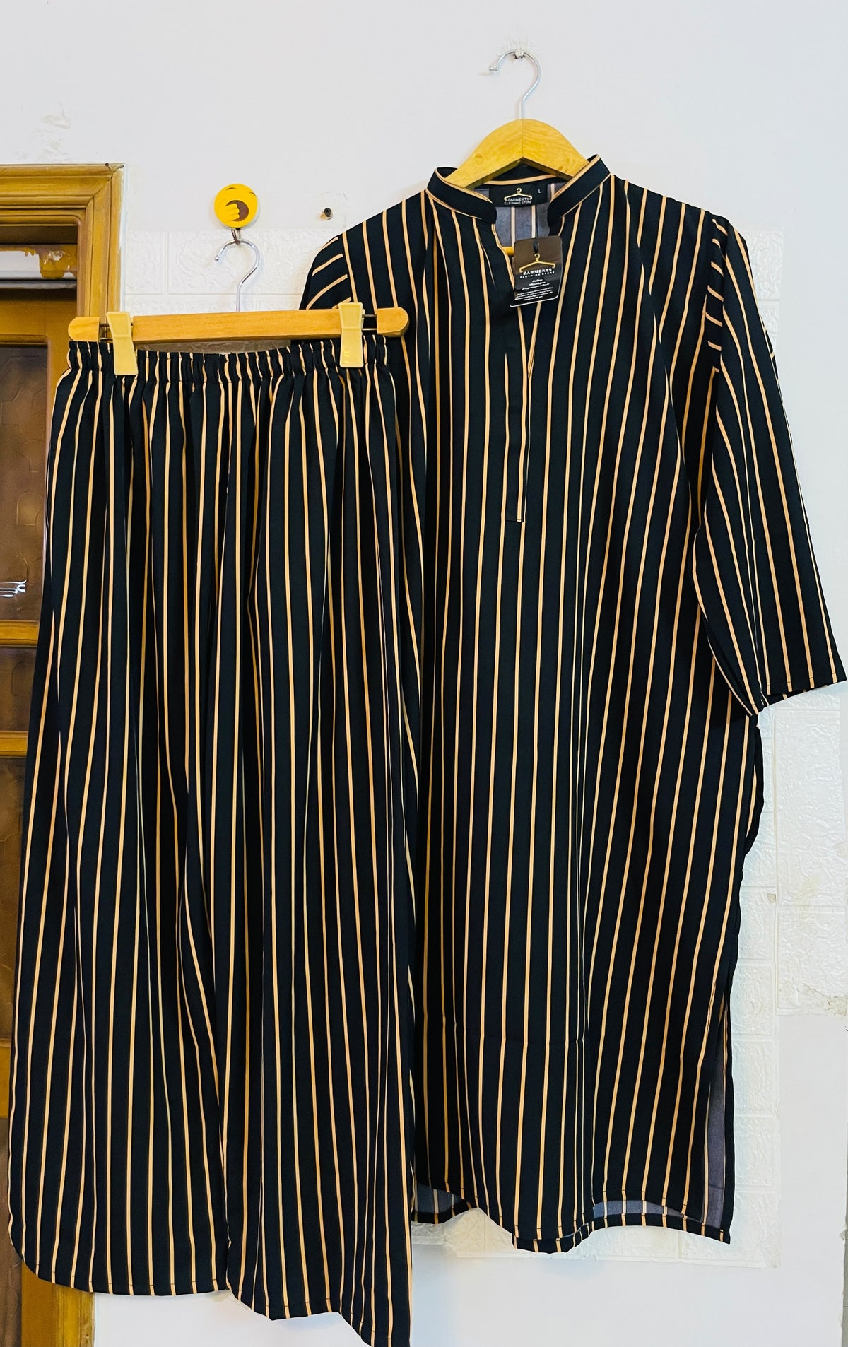 Black coffee stripes