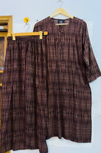 Brown tie dye