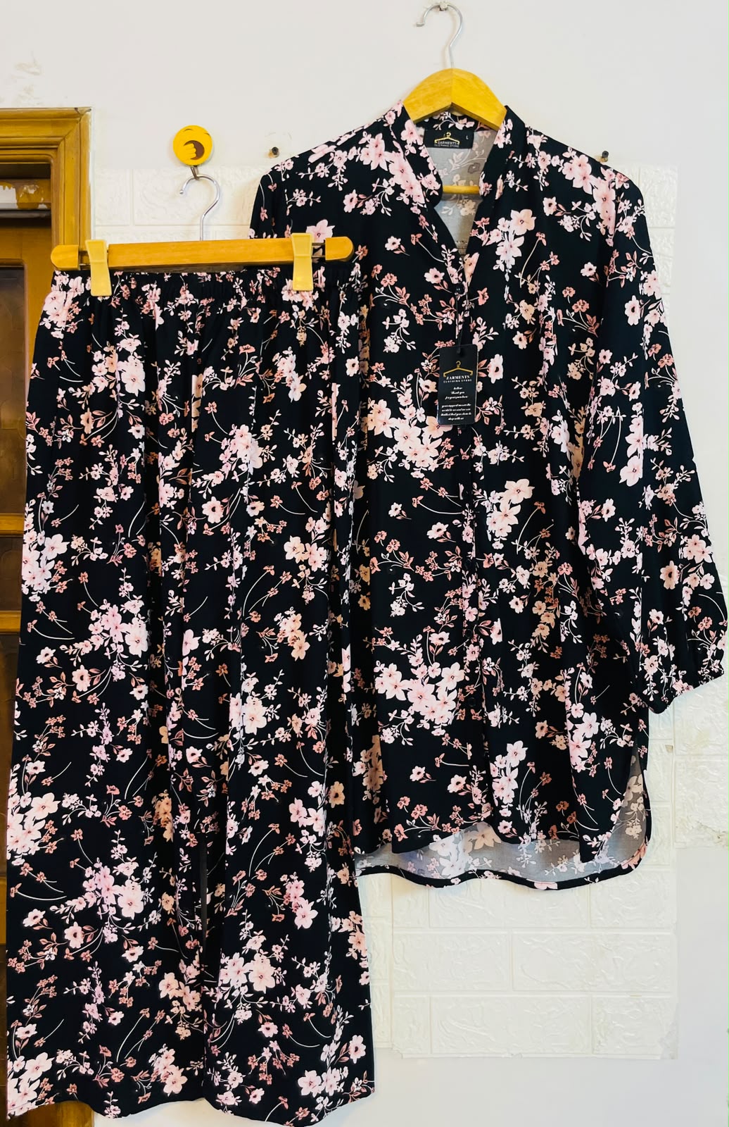 Ditsy black floral