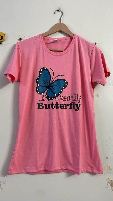Pink butterfly 🦋
